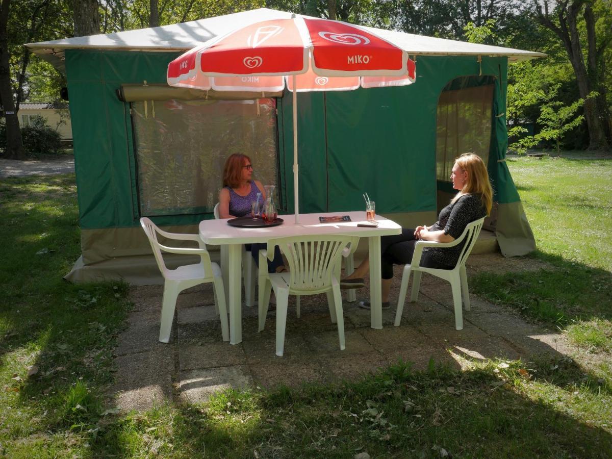 Camping Le Chassezac Sampzon Exterior photo